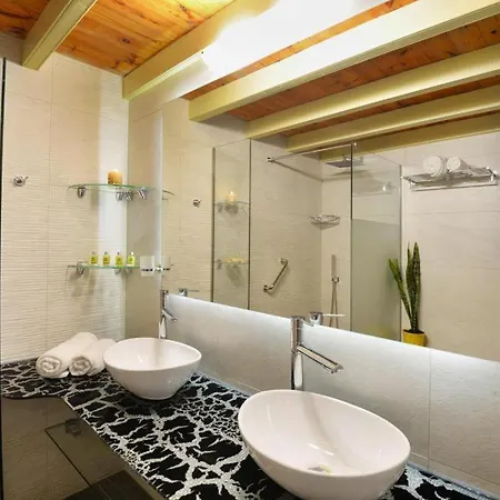 아파트 Apartment In Paleokastritsa With A Shared Pool